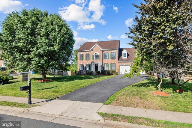 2626 IRON FORGE RD, Herndon, VA 20171