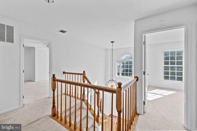 2626 IRON FORGE RD, Herndon, VA 20171