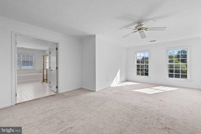 2626 IRON FORGE RD, Herndon, VA 20171