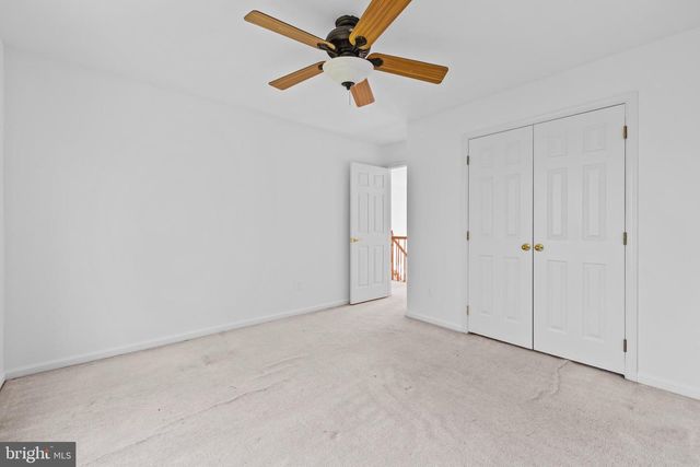 2626 IRON FORGE RD, Herndon, VA 20171