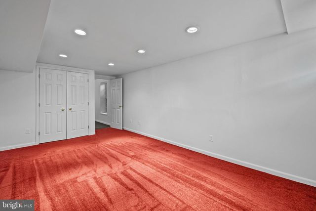 2626 IRON FORGE RD, Herndon, VA 20171