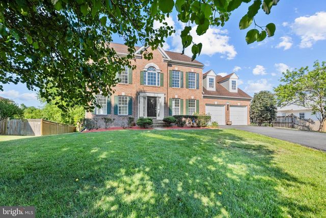 2626 IRON FORGE RD, Herndon, VA 20171