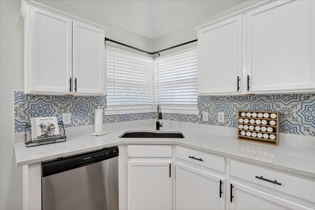 309 Catherine Street, Joshua, TX 76058