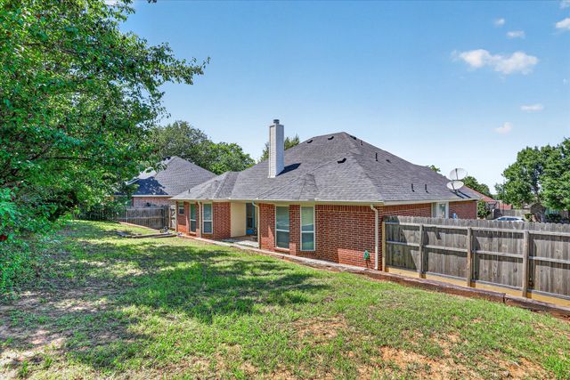 309 Catherine Street, Joshua, TX 76058