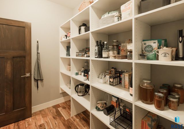 9005 W Dragonfly Dr Drive, Sioux Falls, SD 57107