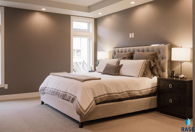 9005 W Dragonfly Dr Drive, Sioux Falls, SD 57107