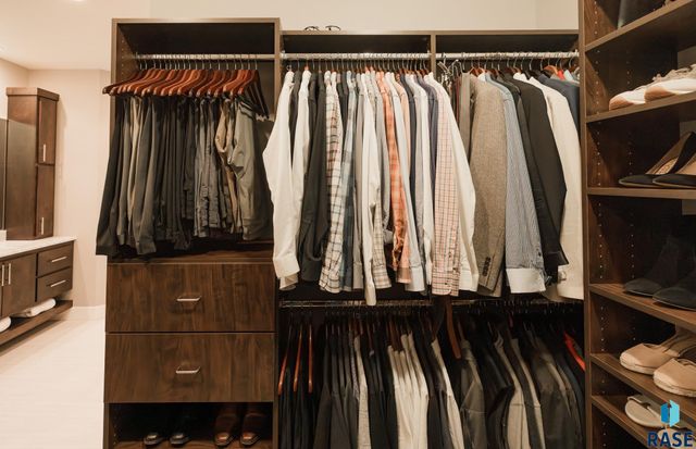 9005 W Dragonfly Dr Drive, Sioux Falls, SD 57107