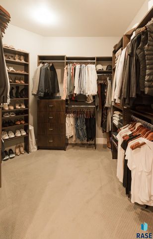 9005 W Dragonfly Dr Drive, Sioux Falls, SD 57107