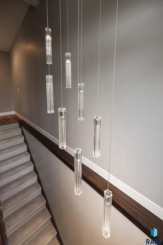 9005 W Dragonfly Dr Drive, Sioux Falls, SD 57107