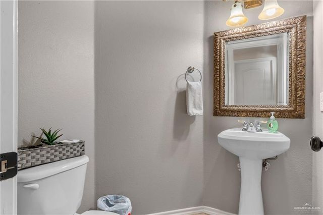 2603 Nicole Drive, Mission, TX 78574