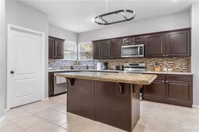 2603 Nicole Drive, Mission, TX 78574