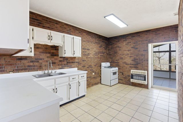 50 Jim Ross Road, Stearns, KY 42647