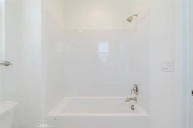 11716 Canoga Avenue, Chatsworth, CA 91311