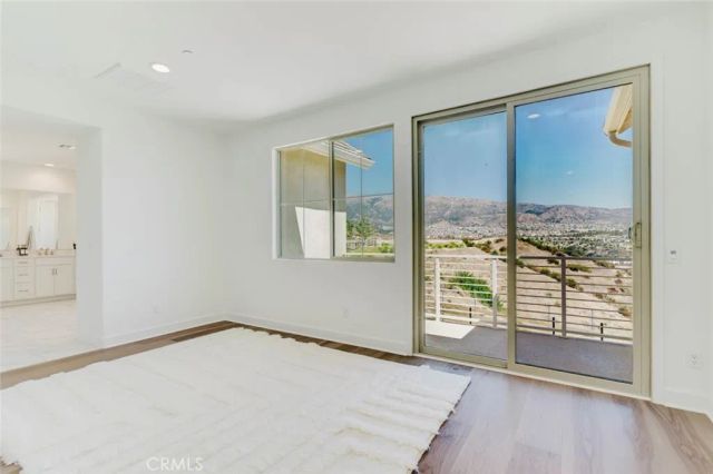 11716 Canoga Avenue, Chatsworth, CA 91311