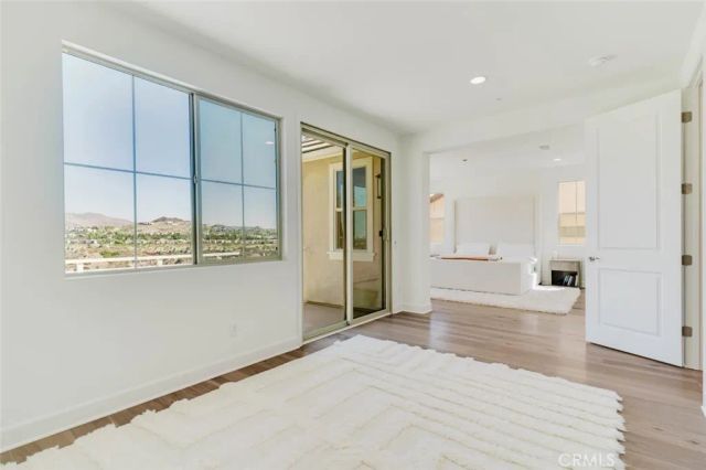 11716 Canoga Avenue, Chatsworth, CA 91311