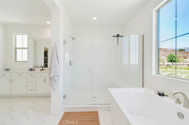 11716 Canoga Avenue, Chatsworth, CA 91311