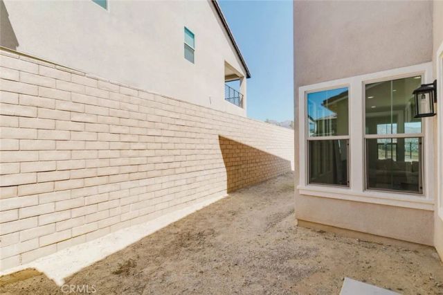 11716 Canoga Avenue, Chatsworth, CA 91311