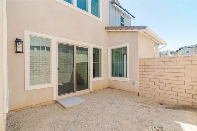 11716 Canoga Avenue, Chatsworth, CA 91311