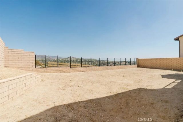 11716 Canoga Avenue, Chatsworth, CA 91311