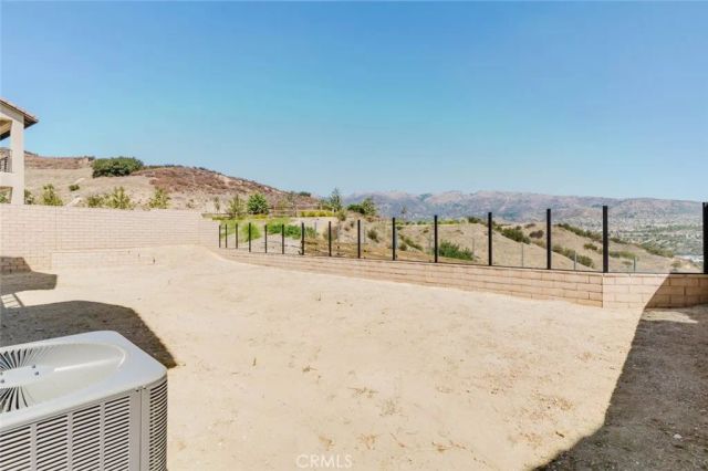 11716 Canoga Avenue, Chatsworth, CA 91311