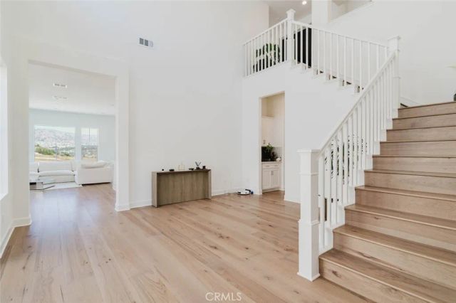 11716 Canoga Avenue, Chatsworth, CA 91311