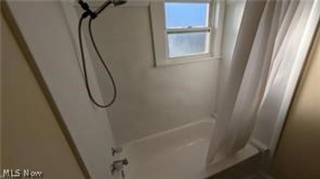 2916 11th Street NW, Canton, OH 44708