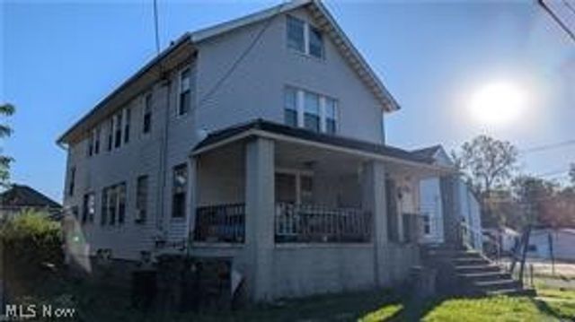 2916 11th Street NW, Canton, OH 44708