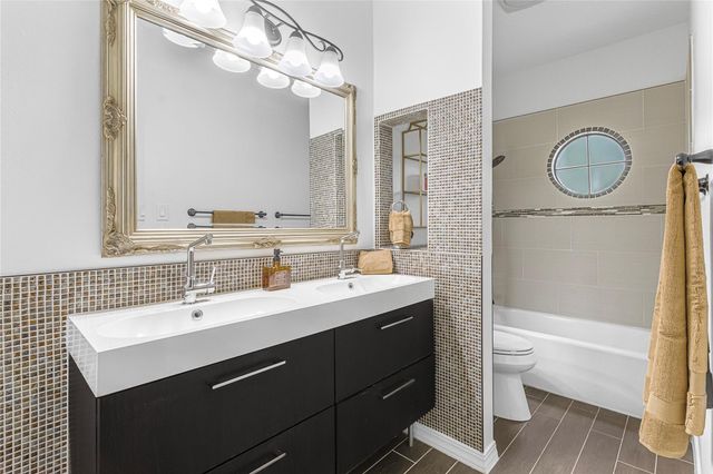 4144 Greystone Way 101, Sugar Land, TX 77479