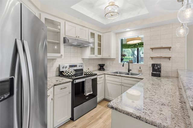 4144 Greystone Way 101, Sugar Land, TX 77479