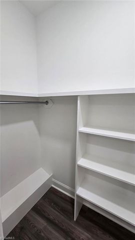 1505 East Avenue, High Point, NC 27260