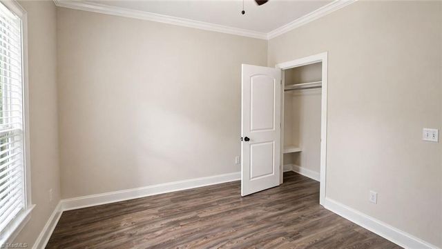 1505 East Avenue, High Point, NC 27260