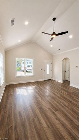 1505 East Avenue, High Point, NC 27260