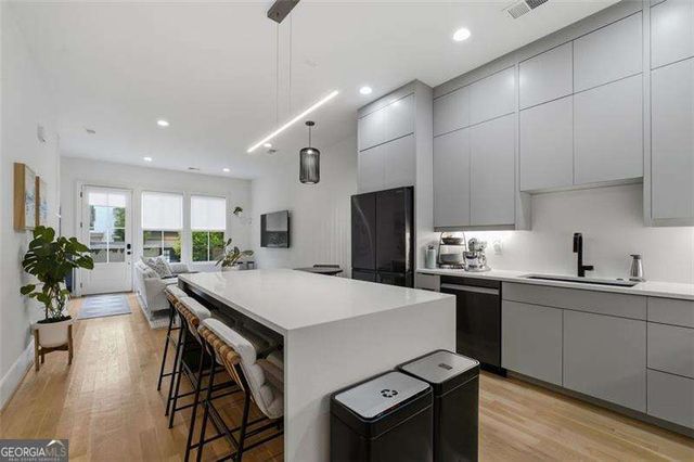 677 Exchange Street SE, Atlanta, GA 30315