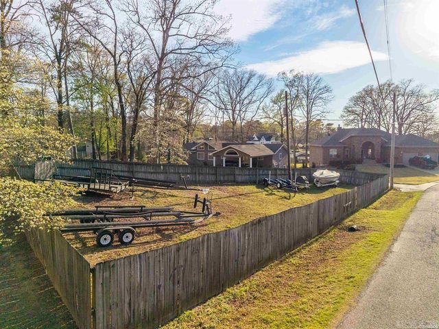 227 Bayshore Cove, Hot Springs, AR 71901