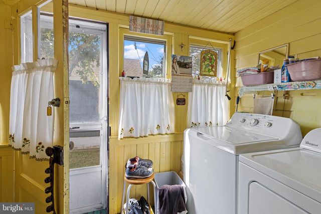 222 BROADWAY, West Cape May, NJ 08204