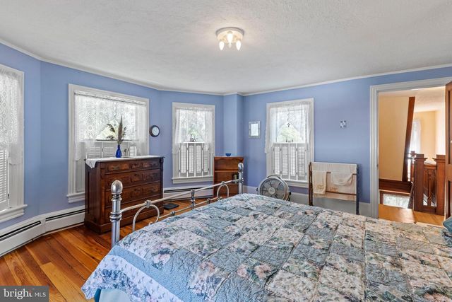 222 BROADWAY, West Cape May, NJ 08204