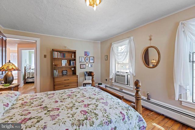 222 BROADWAY, West Cape May, NJ 08204