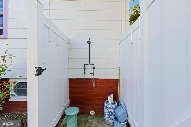 222 BROADWAY, West Cape May, NJ 08204