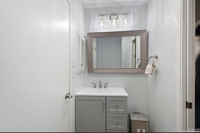 29342 Ridgeview, Boerne, TX 78015