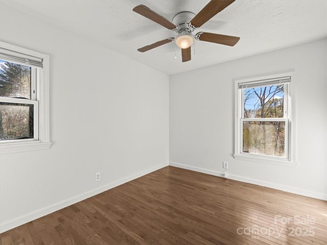 55 Katydid Lane, Franklin, NC 28734