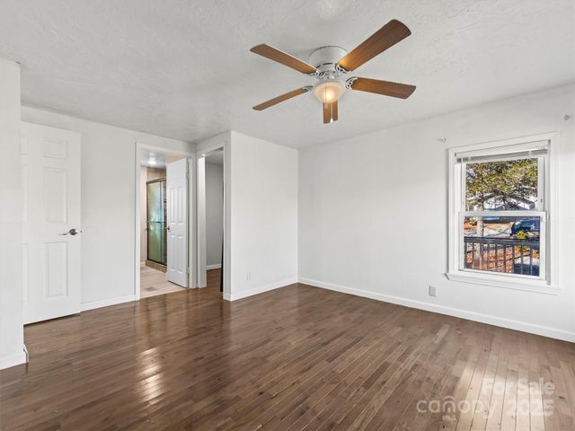 55 Katydid Lane, Franklin, NC 28734