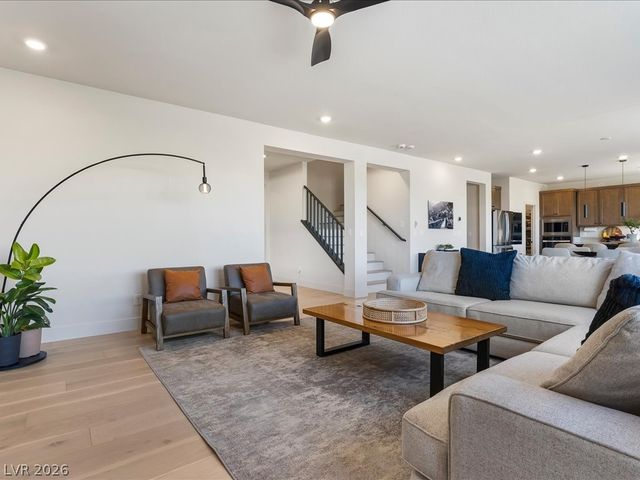 308 Cantiga Avenue, Las Vegas, NV 89183