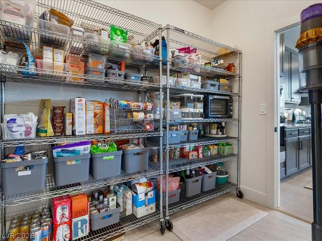 308 Cantiga Avenue, Las Vegas, NV 89183