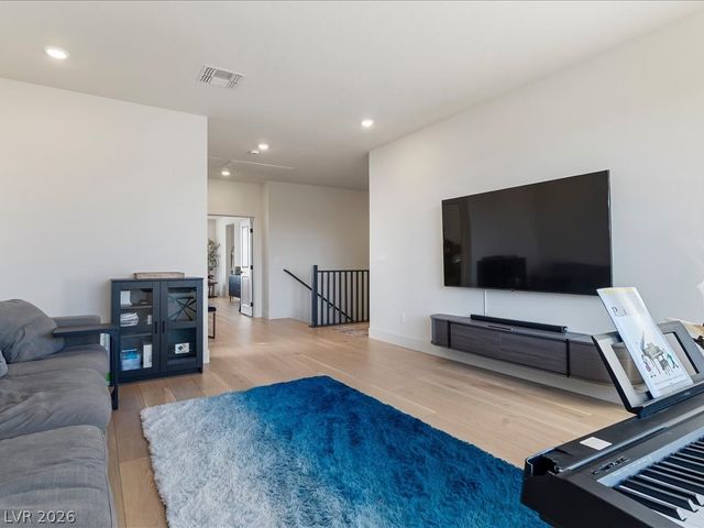 308 Cantiga Avenue, Las Vegas, NV 89183