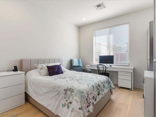 308 Cantiga Avenue, Las Vegas, NV 89183