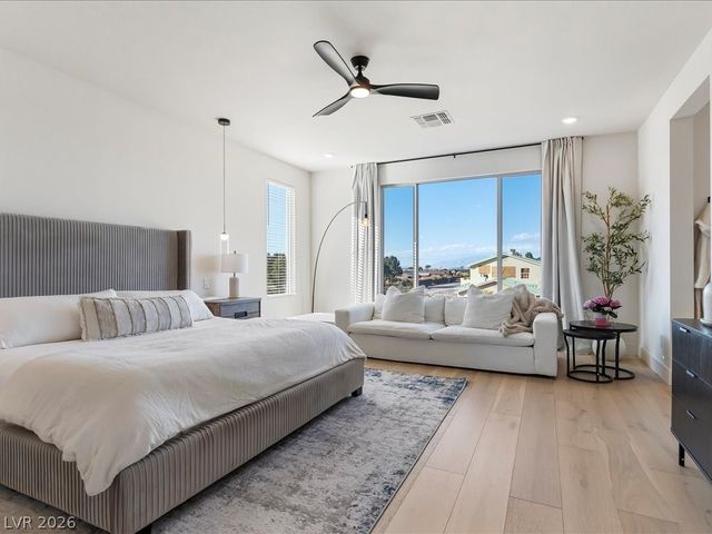 308 Cantiga Avenue, Las Vegas, NV 89183