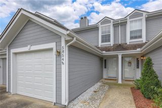 5854 NW Plantation Lane, Lee's Summit, MO 64064