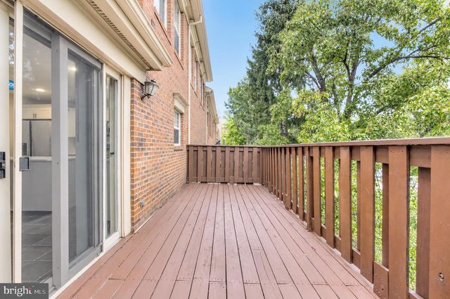5026 MAIN ST, Voorhees, NJ 08043