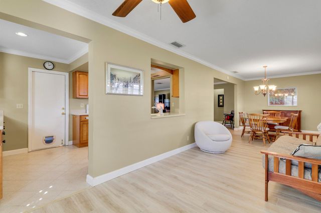 814 SW 5th Avenue, Boynton Beach, FL 33426