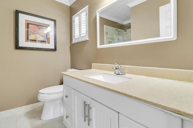 814 SW 5th Avenue, Boynton Beach, FL 33426